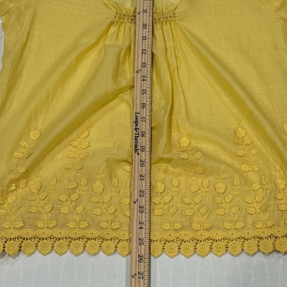 Women’s NWT MSSP Lightweight Yellow Top With Flower Detail On Bottom Size Large - Picture 9 of 9